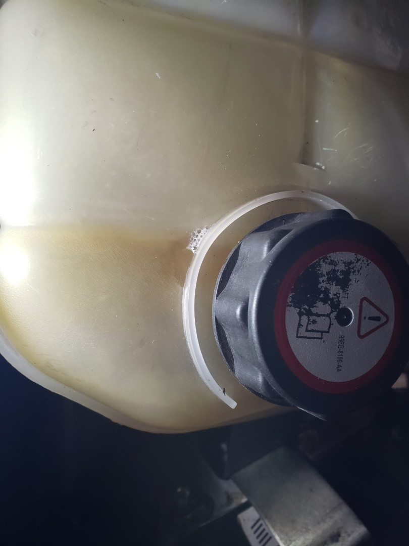 Pin hole in expansion tank - Talk Morgan - Morgan Sports Car Discussion  Forum, Community and News
